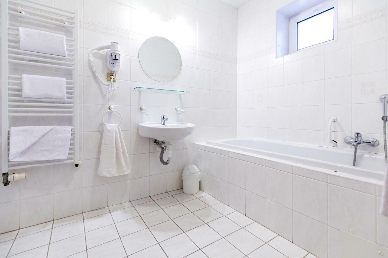Hotel Jitrenka Konstantinovy Lázně Kültér fotó