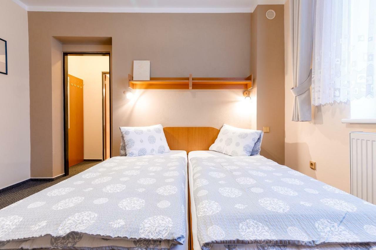 Hotel Jitrenka Konstantinovy Lázně Kültér fotó